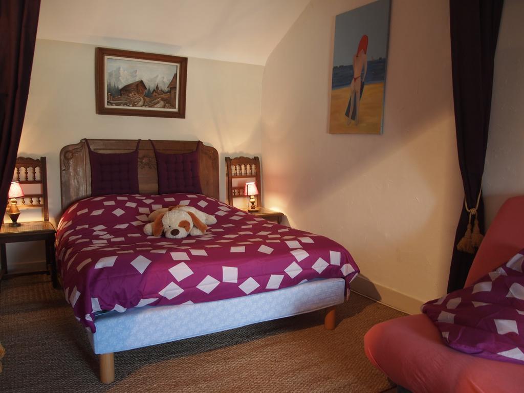 Chambres Et Tables D'Hotes A L'Auberge Touristique Meuvaines Exteriör bild